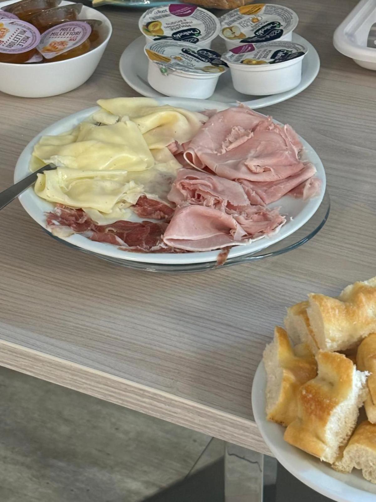 Volpedo Hostel 外观 照片